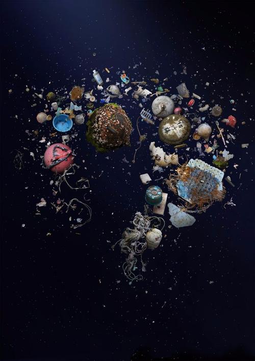 塑料海:海洋废弃物曼迪巴克的艺术品